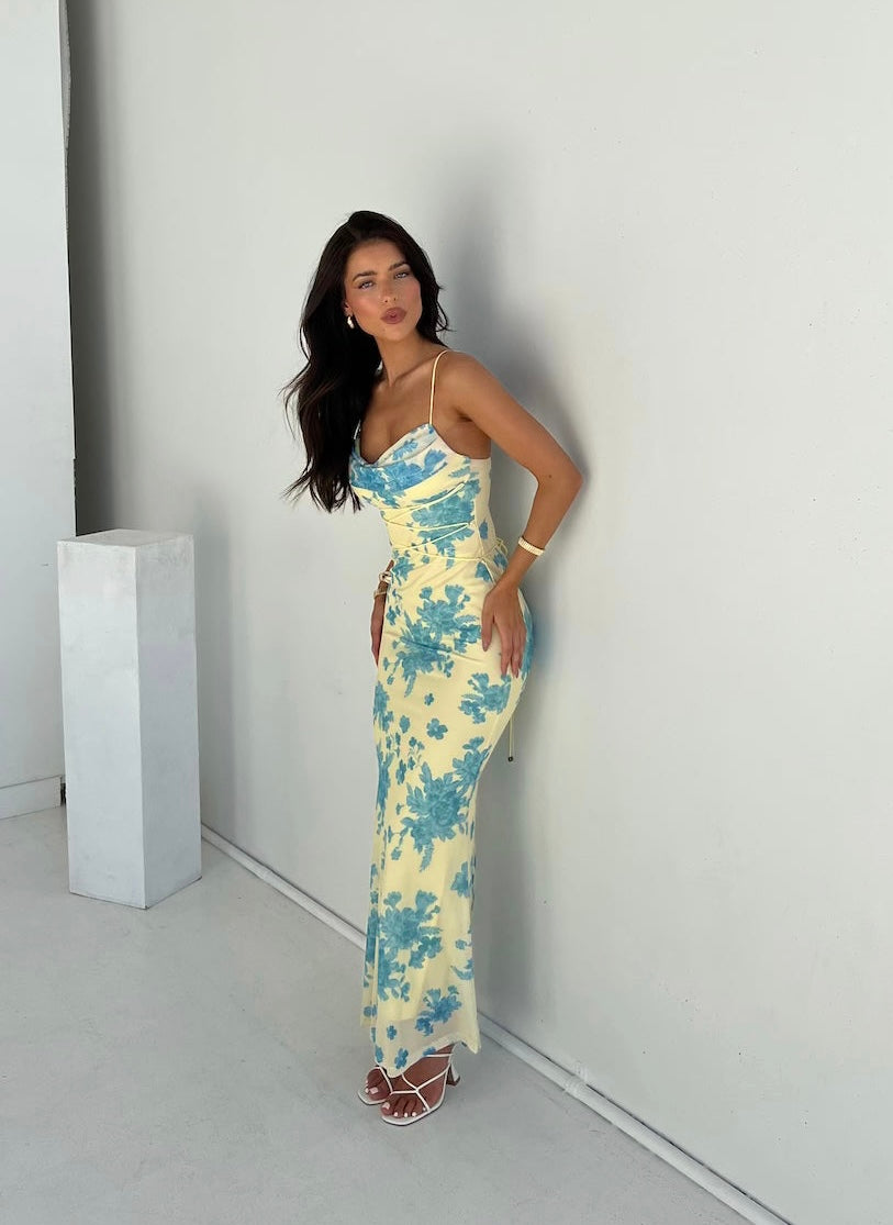 Elegant women's floral maxi dress for wedding guests, perfect for summer special occasions.