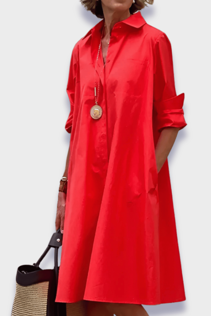 Elegant women's floral midi dress, perfect for spring/summer, featuring a flattering fit & comfortable fabric.