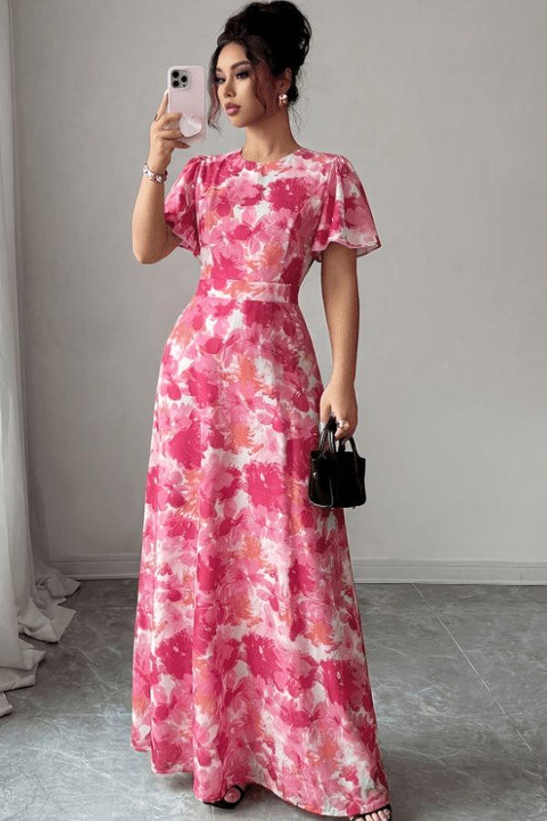 Retro elegant women's floral midi dress, beautifully pleated, ideal for summer vacation.