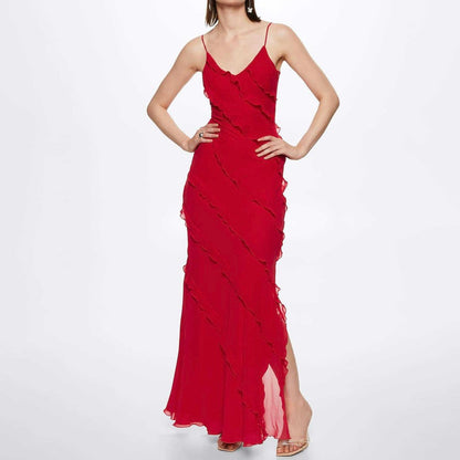 Elegant women's flowing maxi dress, perfect for evening parties & formal occasions.