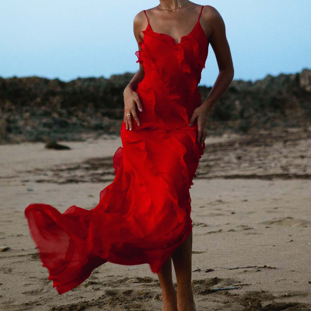 Chic black sleeveless maxi dress for women, a sophisticated choice for formal evening wear.