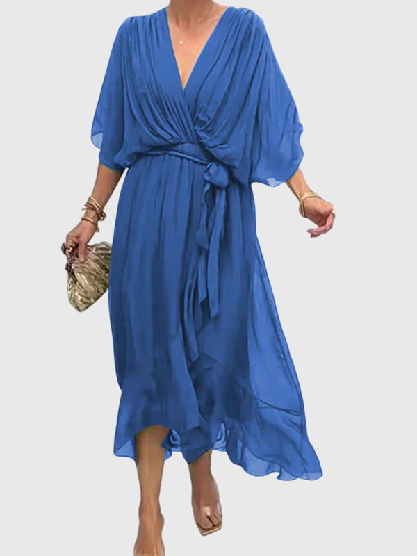Flowy summer maxi dress for women, an elegant choice for parties and special occasions.