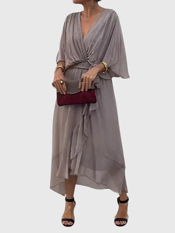 Comfortable women's party maxi dress, an elegant V-neck design perfect for summer fashion.