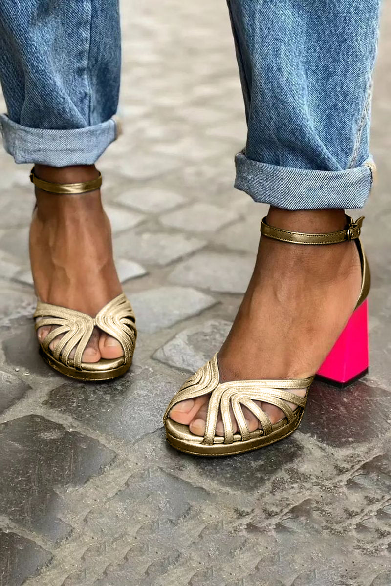 Classic women's block heel sandals with secure ankle strap. Comfortable open-toe summer footwear, ideal for dresses.