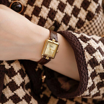Comfortable women's elegant timepiece, an adjustable wristwatch perfect for sophisticated style and daily wear.