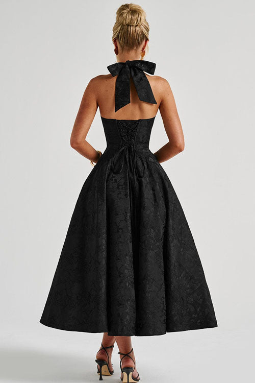 Graceful A-line prom dress for women, beautiful halterneck silhouette.