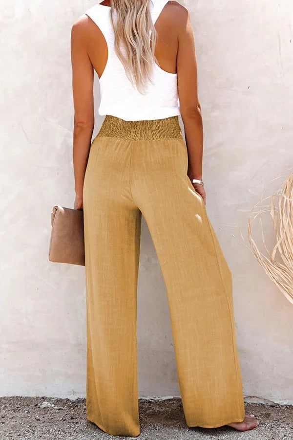 Versatile high-waisted tailored pants for women, ensuring a comfortable fit and a polished, chic silhouette.