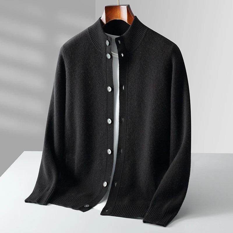 Versatile women's knit cardigan, timeless design for elegant layering. Chic long-sleeve knitwear fashion.