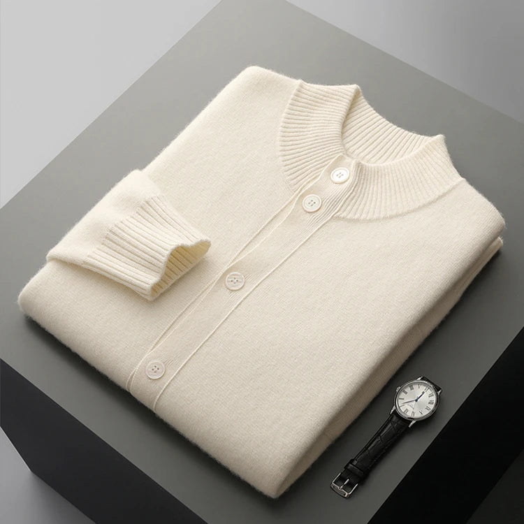 Comfortable women's knit layering cardigan, elegant long-sleeve outerwear. Versatile for chic fashion.