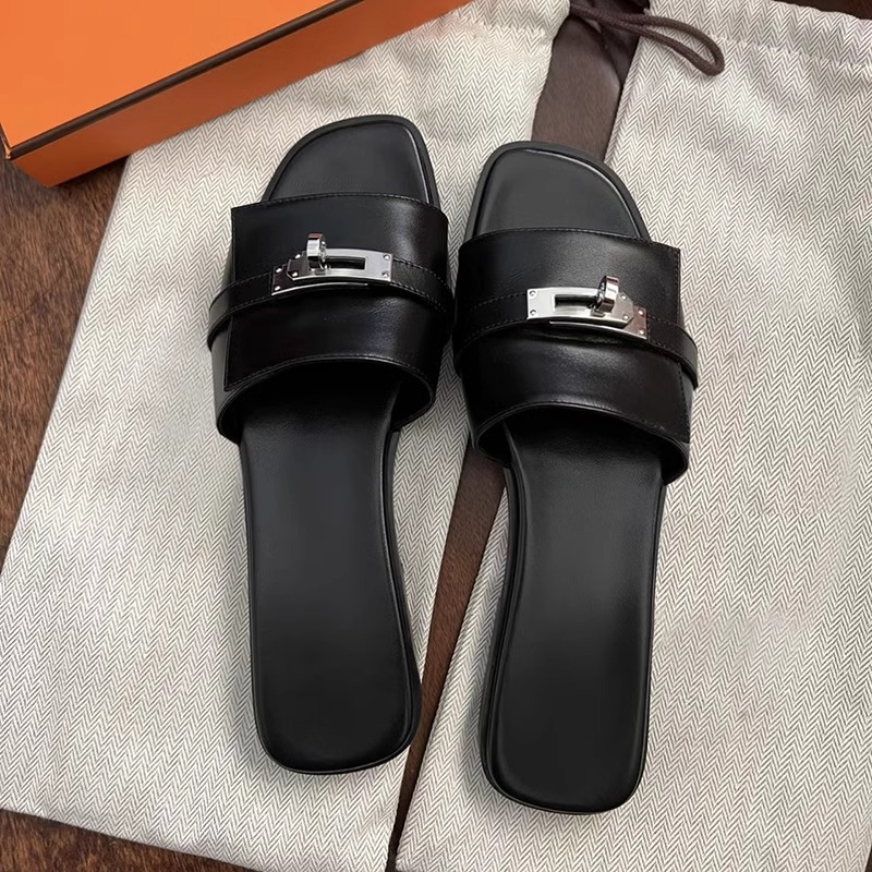 Comfortable flat leather slides for women, featuring a trendy square-toe design and versatile style.