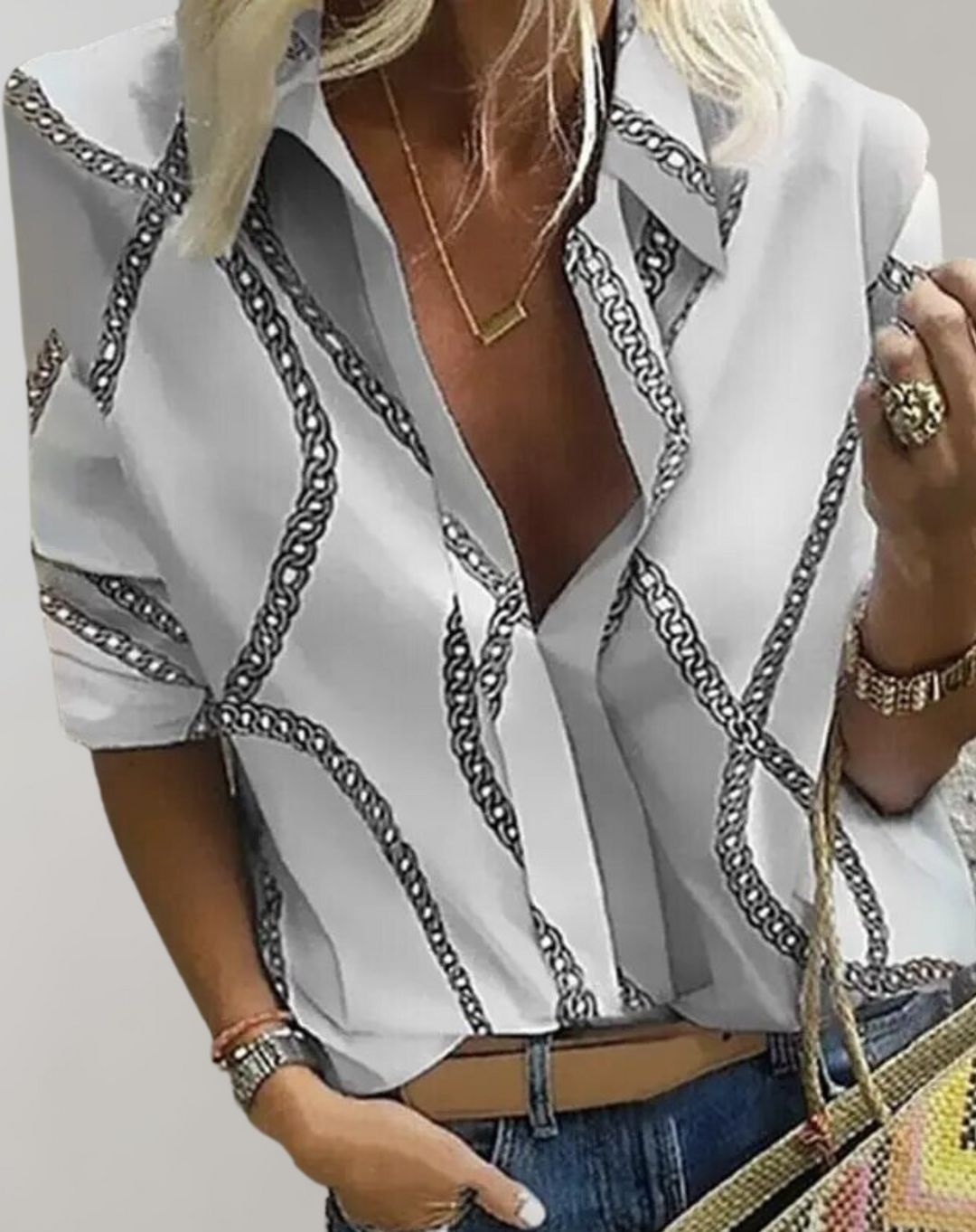Sophisticated women's chain print long sleeve blouse, an elegant casual top ideal for versatile daily fashion.