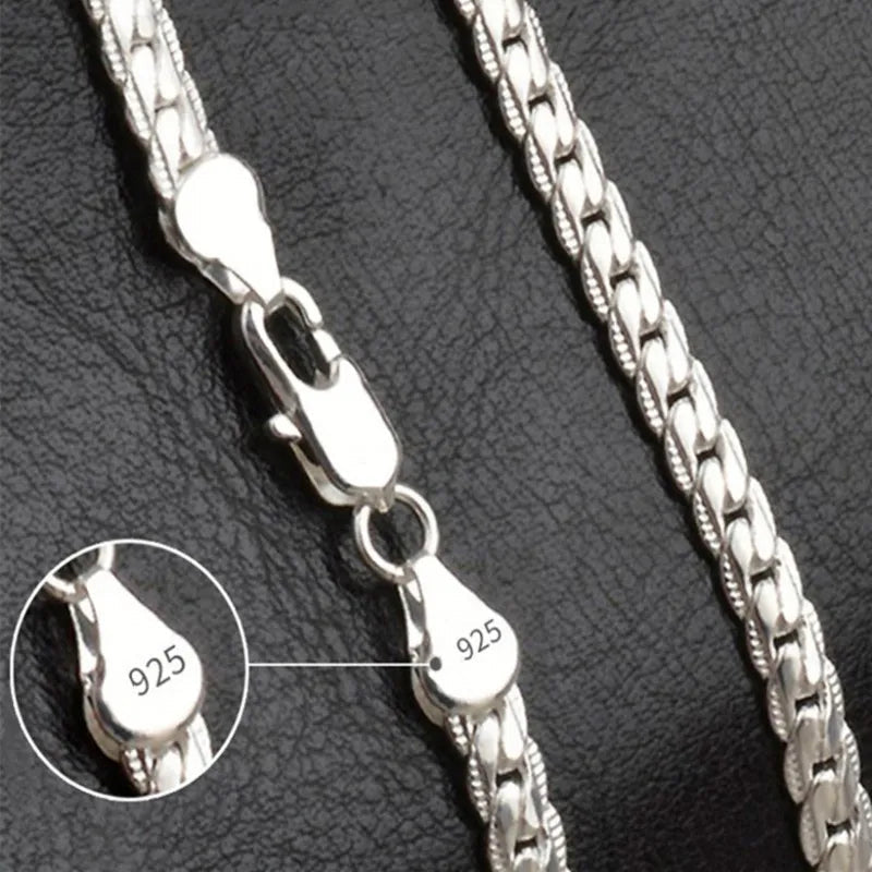 Elegant women's lucky charm pendant necklace, perfect for versatile fashion and a thoughtful gift.