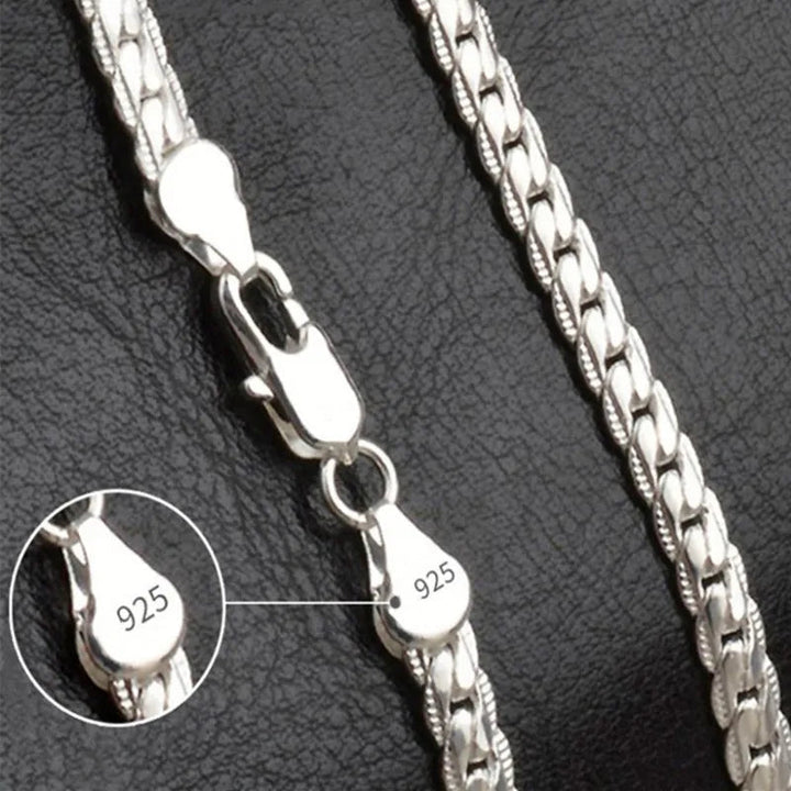 Elegant women's lucky charm pendant necklace, perfect for versatile fashion and a thoughtful gift.