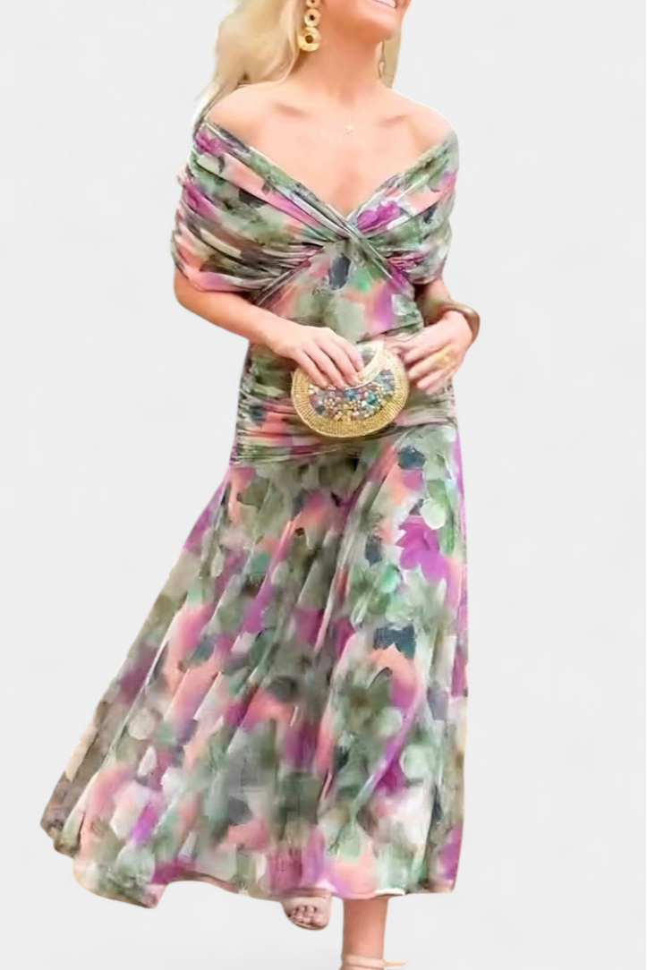 Sophisticated women's pleated waist maxi dress, perfect for any formal or special occasion.