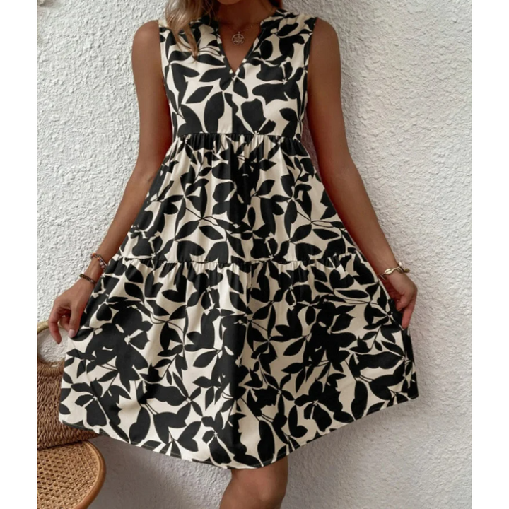 Versatile women's elegant midi dress, suitable for casual or party wear. Comfortable timeless fashion.