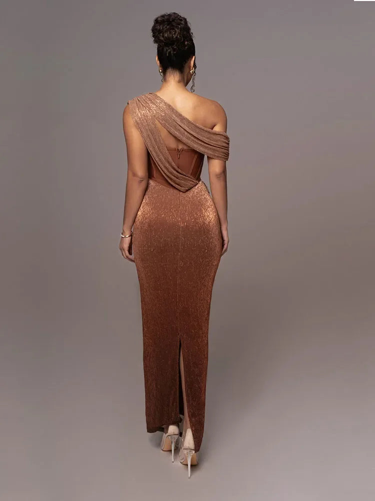 Sophisticated one-shoulder maxi dress for women. Ideal evening party dress with a long, elegant, sculpted design.