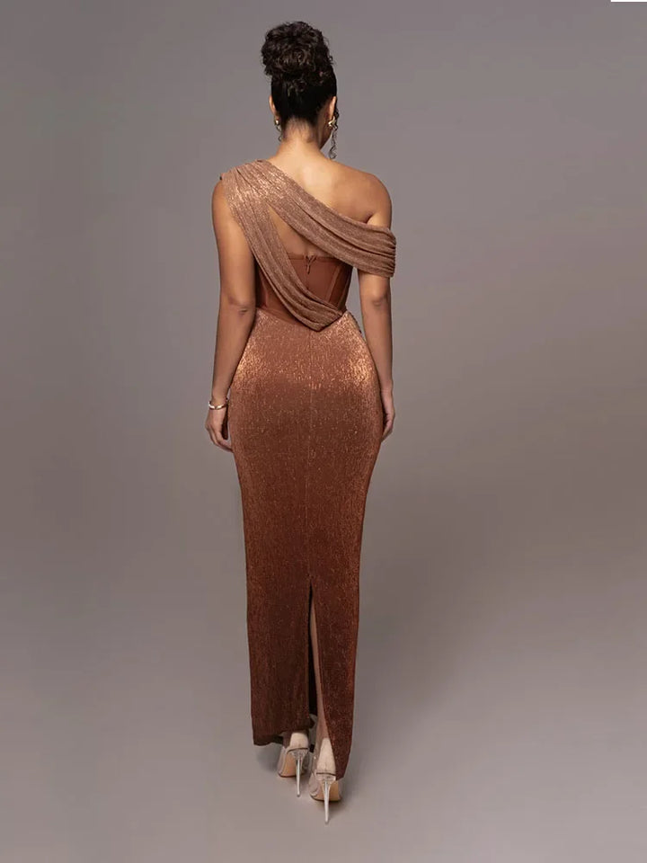 Sophisticated one-shoulder maxi dress for women. Ideal evening party dress with a long, elegant, sculpted design.