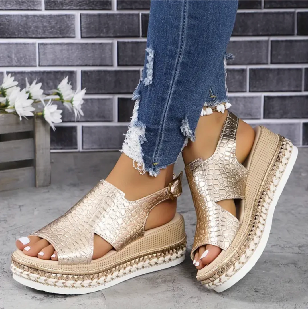 Elegant women's orthopedic heeled sandals with arch support for comfortable everyday wear or special occasions.