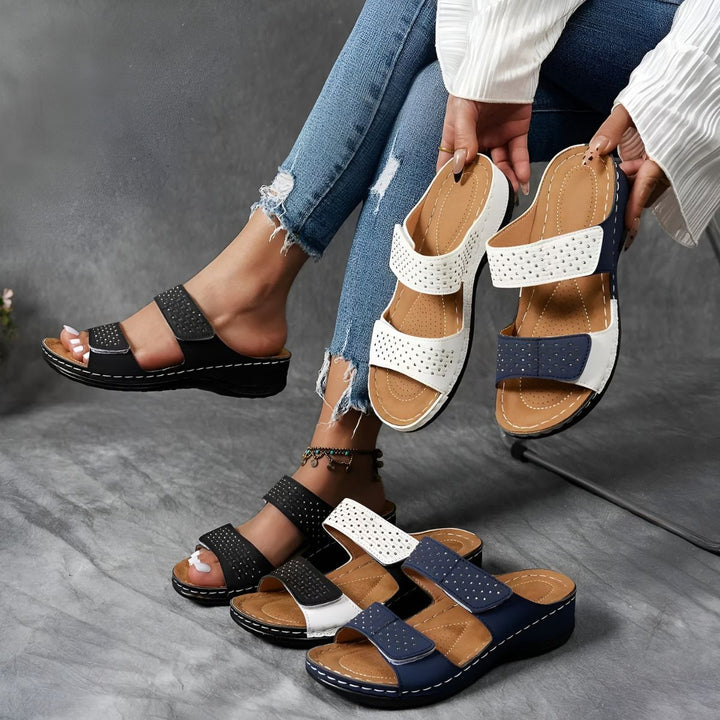 Versatile women's comfort sandals, elegant orthopedic design suitable for daily wear & walking.