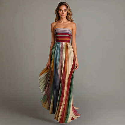 Elegant women's pleated strapless maxi dress. Perfect for formal wear, evening gowns, or sophisticated party occasions.