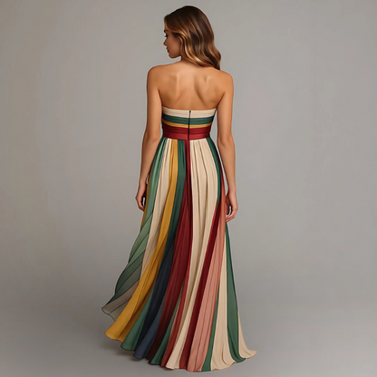 Stylish women's pleated strapless long dress. A beautiful maxi dress, ideal for formal wear, parties, or elegant summer events.