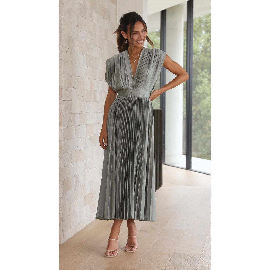 Comfortable & stylish women's elegant pleated V-neck midi dress, perfect for summer and special events.