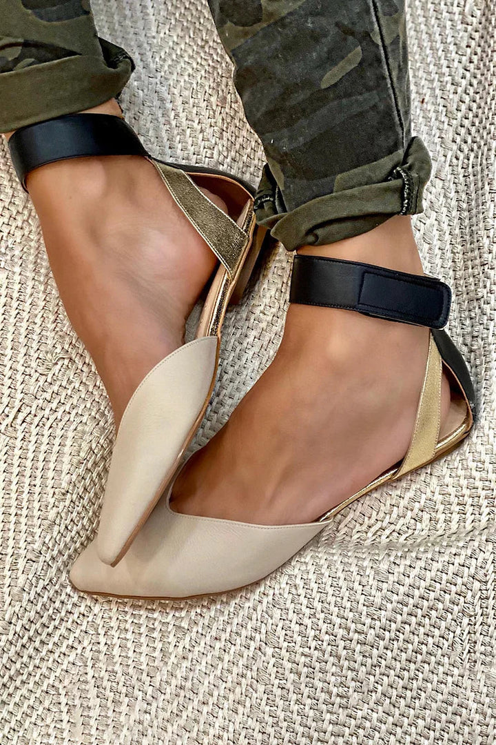 Elegant women's pointed toe ballet flats, perfect slip-on shoes for comfortable everyday style.