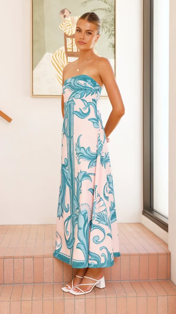 Printed flowy short sleeve women's dress, an elegant choice for wedding guests, summer parties, or casual wear.