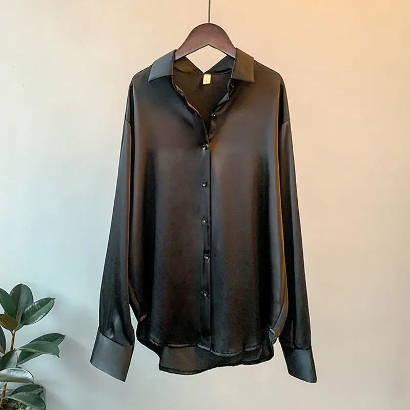 Effortless style: Women's Satiana blouse shirt. A versatile long sleeve top for work, casual & everyday fashion.