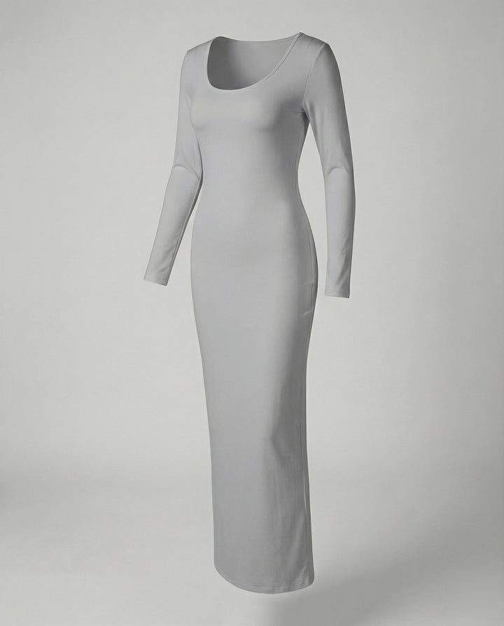 Sophisticated women's maxi dress with a flattering scoop neck and elegant long sleeves, bodycon fit.
