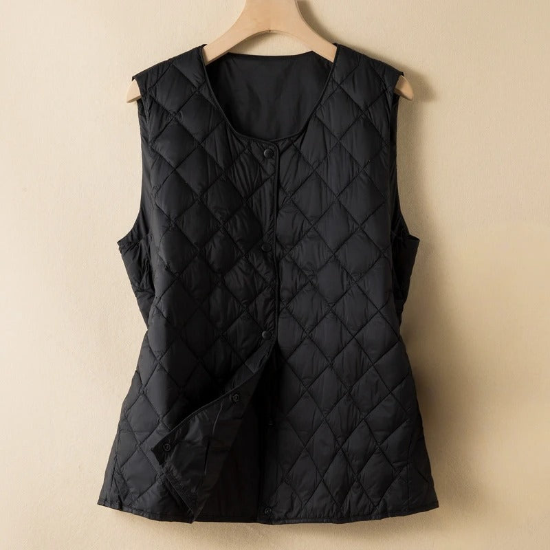 Chic women's beige vest with diamond stitch detail, ideal for elegant layering. Sleeveless top fashion.