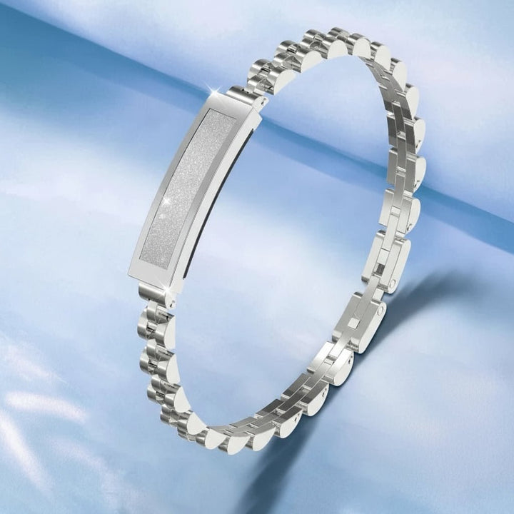 Women's multi-sport smart bracelet. Track activities, steps, & heart rate with elegant design.
