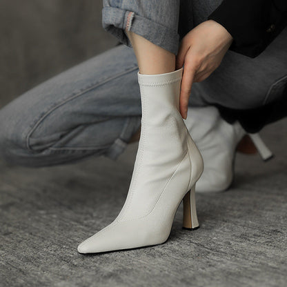 Elegant women's stiletto heels, perfect for sophisticated evening events & formal parties. Classic high heels.