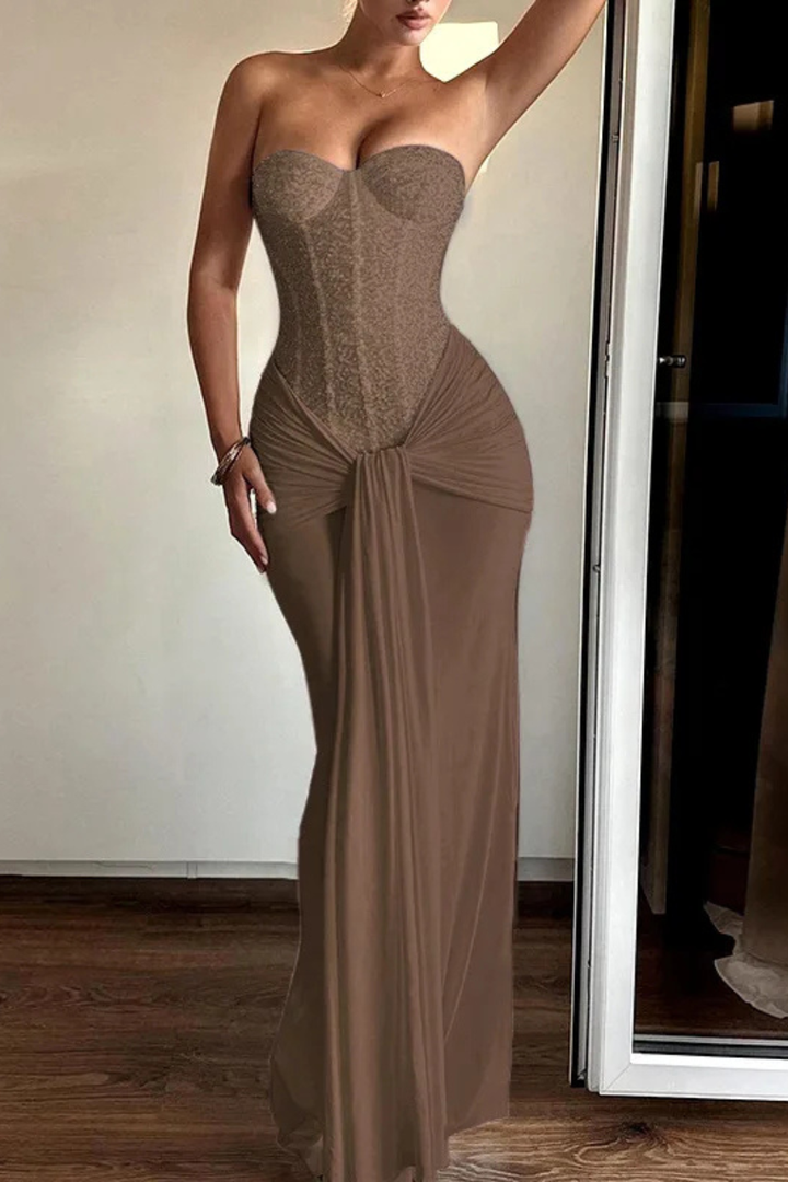 Women's elegant strapless corset mermaid maxi dress with sweetheart neckline, a stunning formal evening gown.