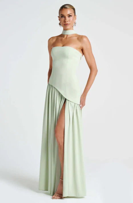 Sophisticated strapless maxi formal dress, an elegant flowing evening gown for women's special occasions.
