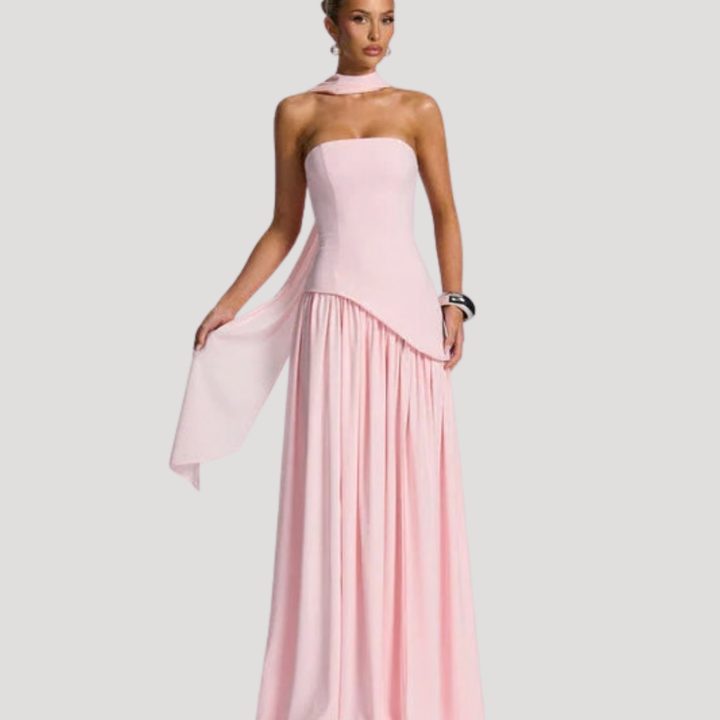Elegant women's strapless pleated maxi dress, perfect for gala evenings.
