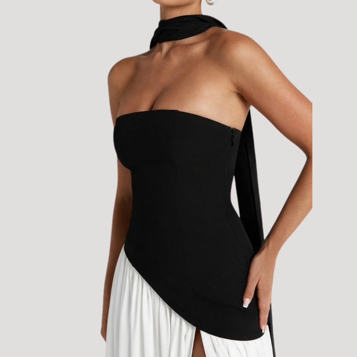 Luxurious long pleated maxi dress for women, strapless evening wear.