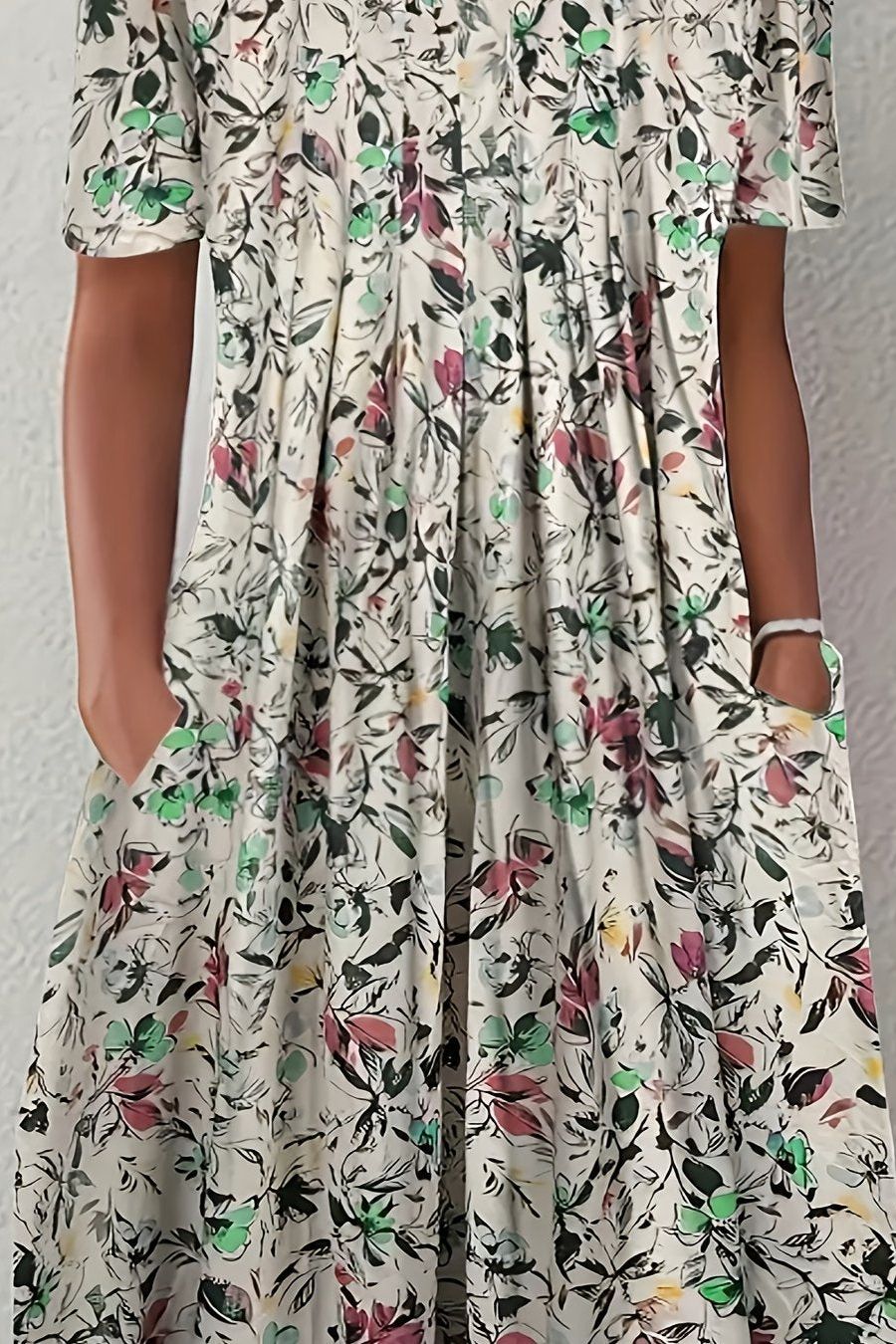 Chic women's elegant structured A-line midi dress. Perfect occasion wear for formal events & special gatherings.