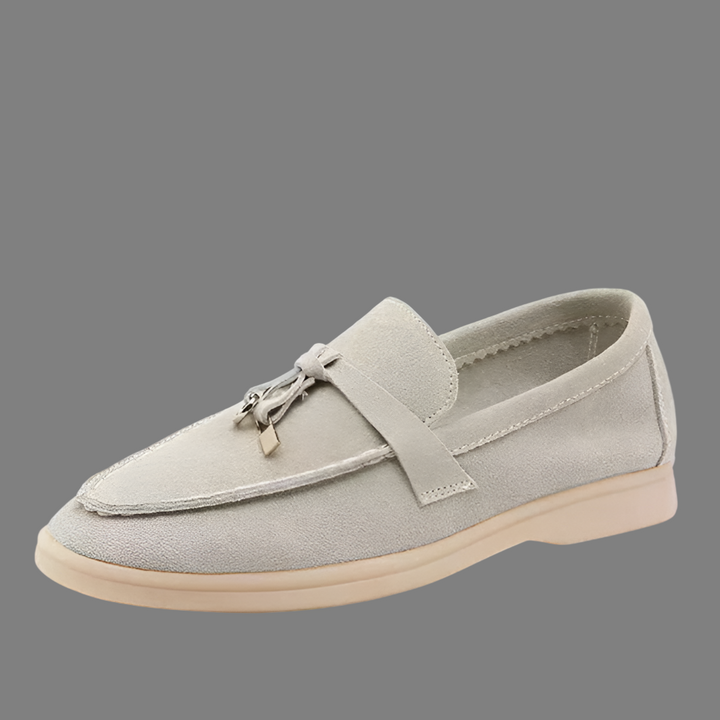 Women's chic tassel loafers, combining sophisticated style with the ease of comfortable slip-on footwear.