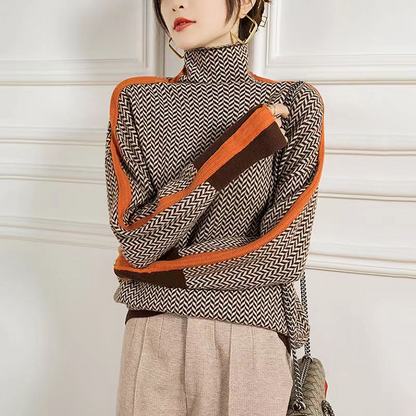 Stylish women's knit turtleneck sweater, a comfortable and elegant piece for versatile fall/winter outfits.