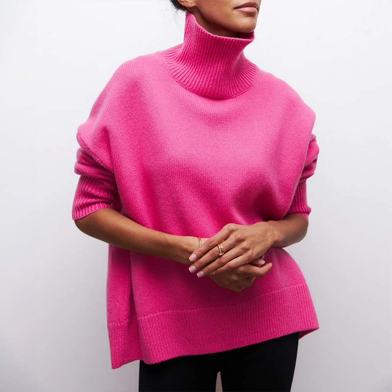 Versatile women's pullover turtleneck sweater for stylish winter outfits.