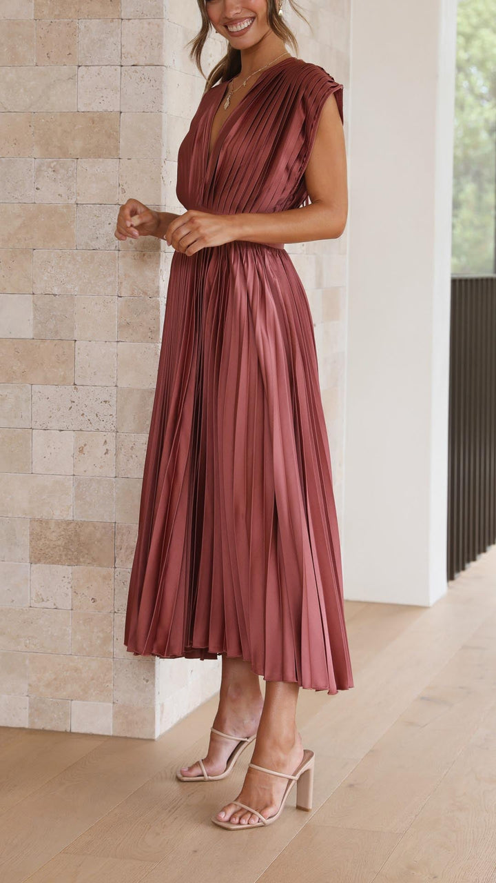 Graceful women's pleated maxi dress with V-neck, suitable for cocktail parties & galas.