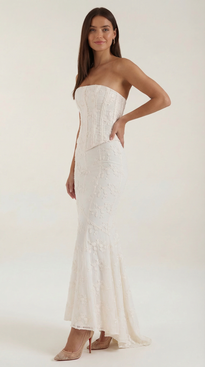 Sophisticated women's strapless corset mermaid maxi dress, ideal for a formal evening event or special occasion.