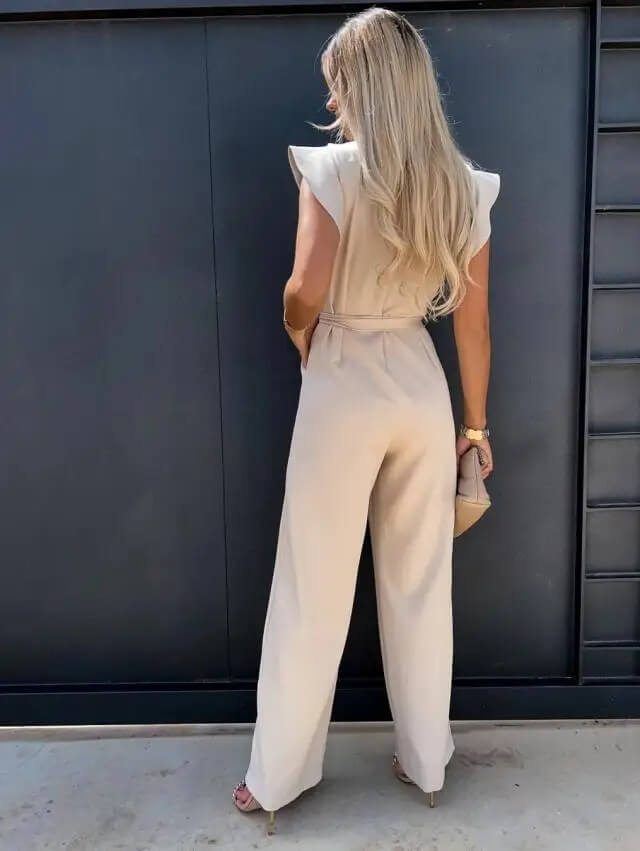Effortless style: women's wide leg jumpsuit with elegant design, suitable for any fashion event.