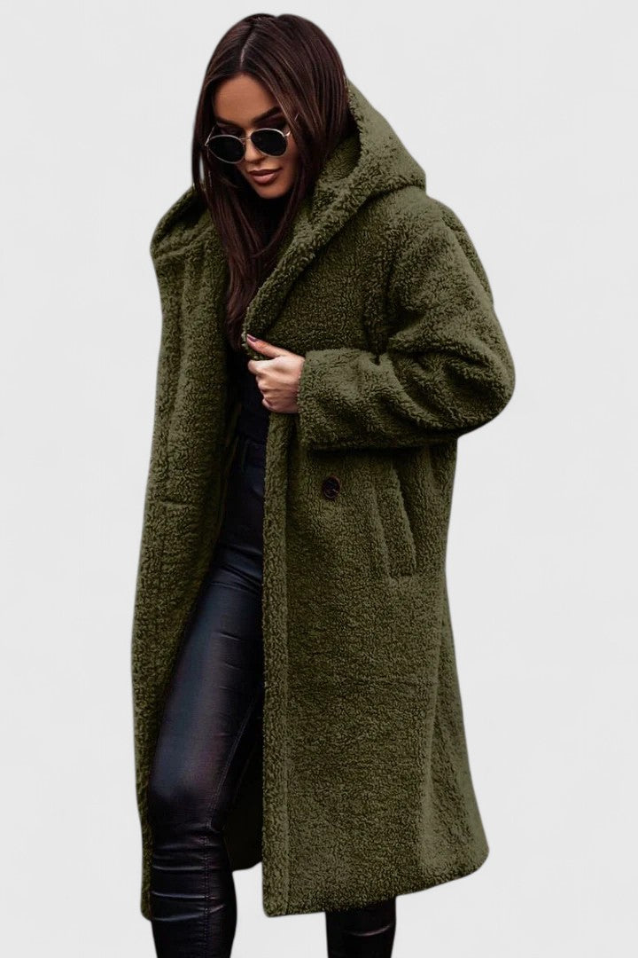 Fashionable women's elegant winter coat, providing style and warmth for versatile wear.