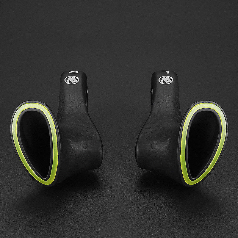 Durable ergonomic bike grips for mountain bikes, road bikes, and city bikes, ensuring enhanced comfort & safety.