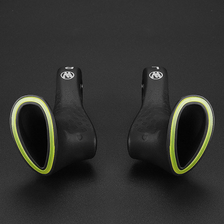 Durable ergonomic bike grips for mountain bikes, road bikes, and city bikes, ensuring enhanced comfort & safety.