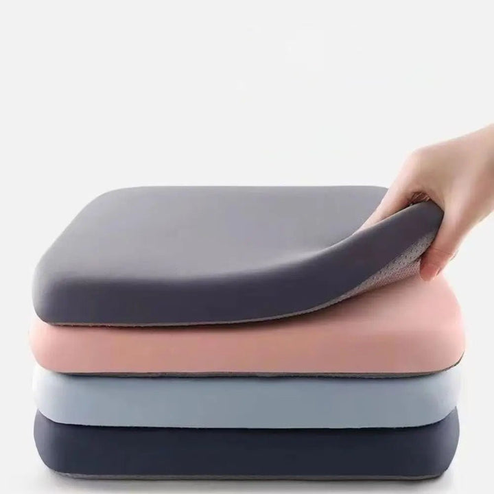 Desk cushion: ergonomic seat cushion for students & remote workers, enhancing focus with comfort.