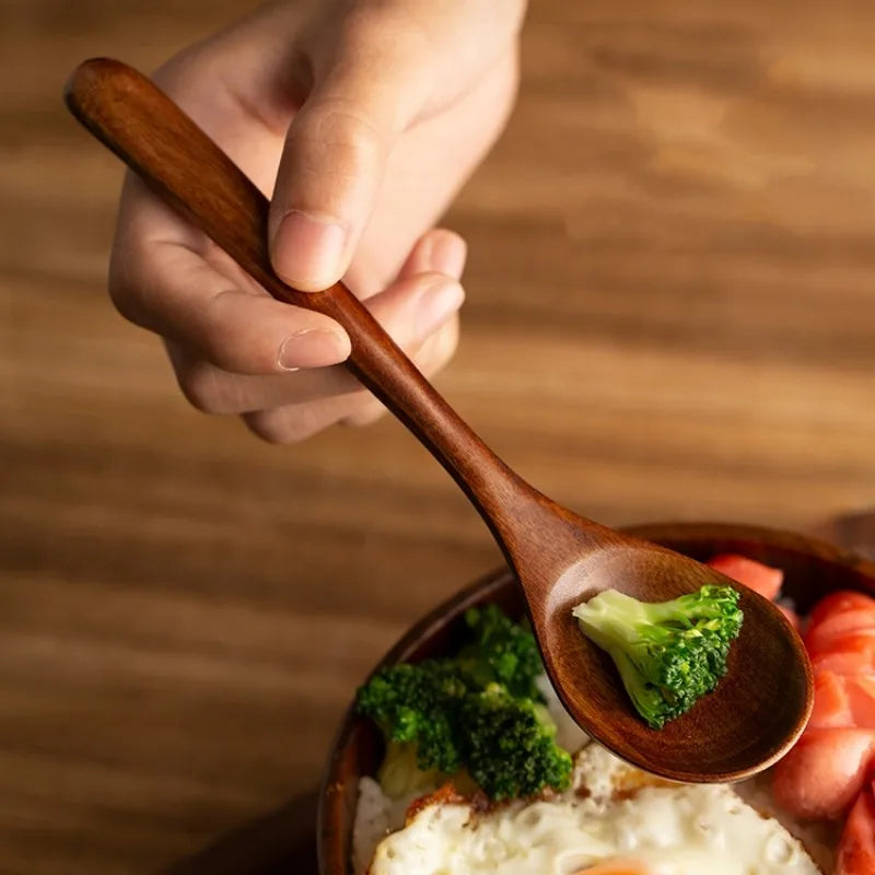 Rustic farmhouse decor wood spoon set. Beautiful natural wooden utensils, perfect for stylish kitchen display.