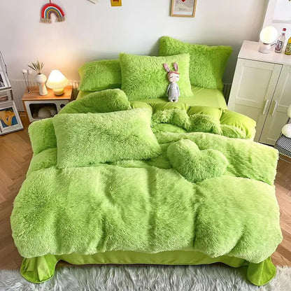 Shaggy fluffy plush duvet cover, incredibly soft and comfortable bedding set.